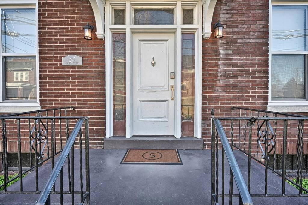 Suites On Seneca - Lovely 2 Bed 1 Bath Apartment Harrisburg Exterior photo